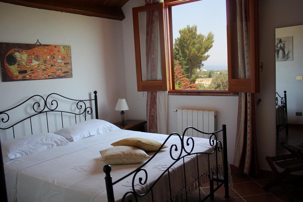 Uliveto House Bed & Breakfast Кастеламаре дел Голфо Екстериор снимка