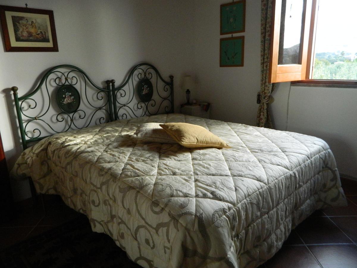 Uliveto House Bed & Breakfast Кастеламаре дел Голфо Екстериор снимка